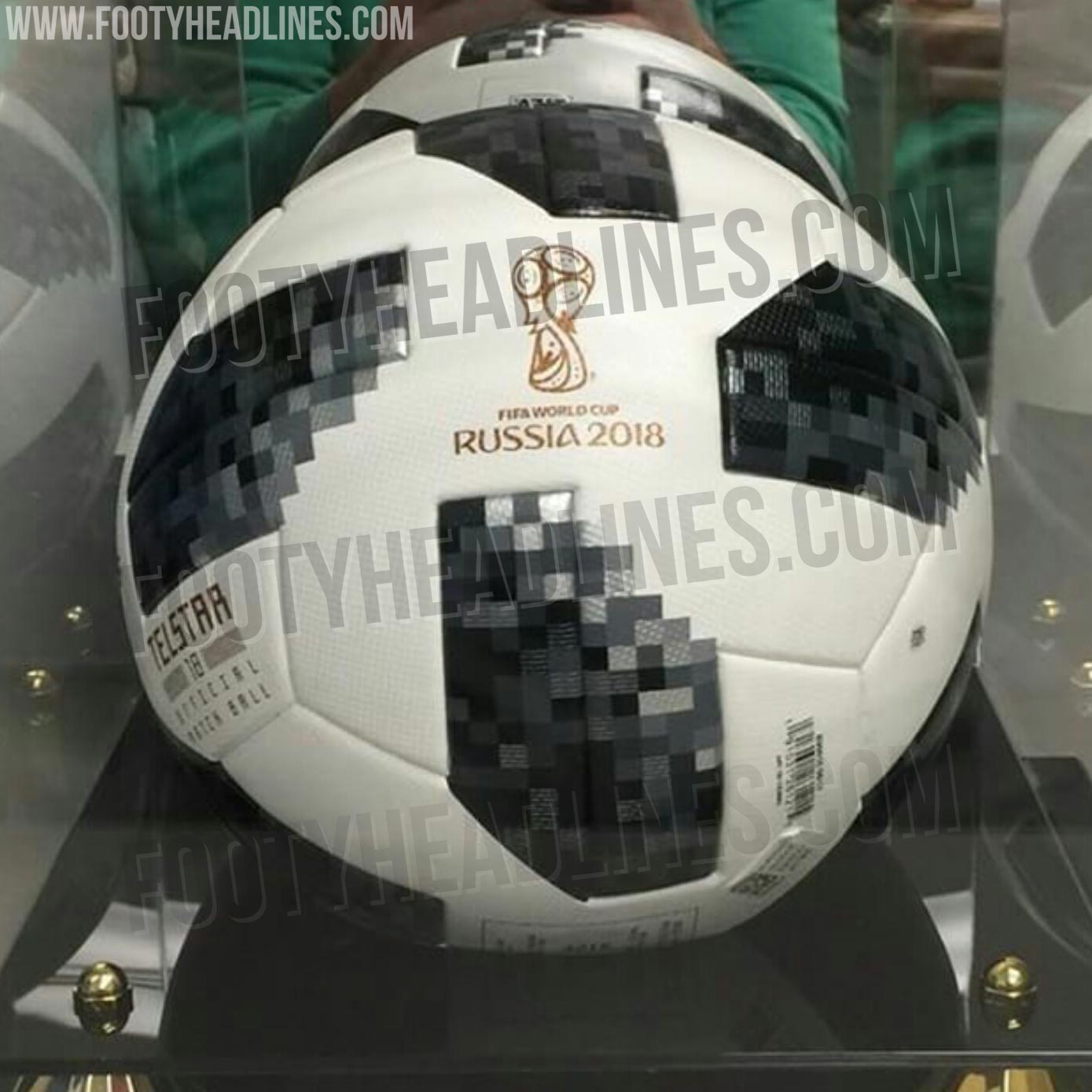 Nuevo Adidas Telstar 18/ Footyheadlines